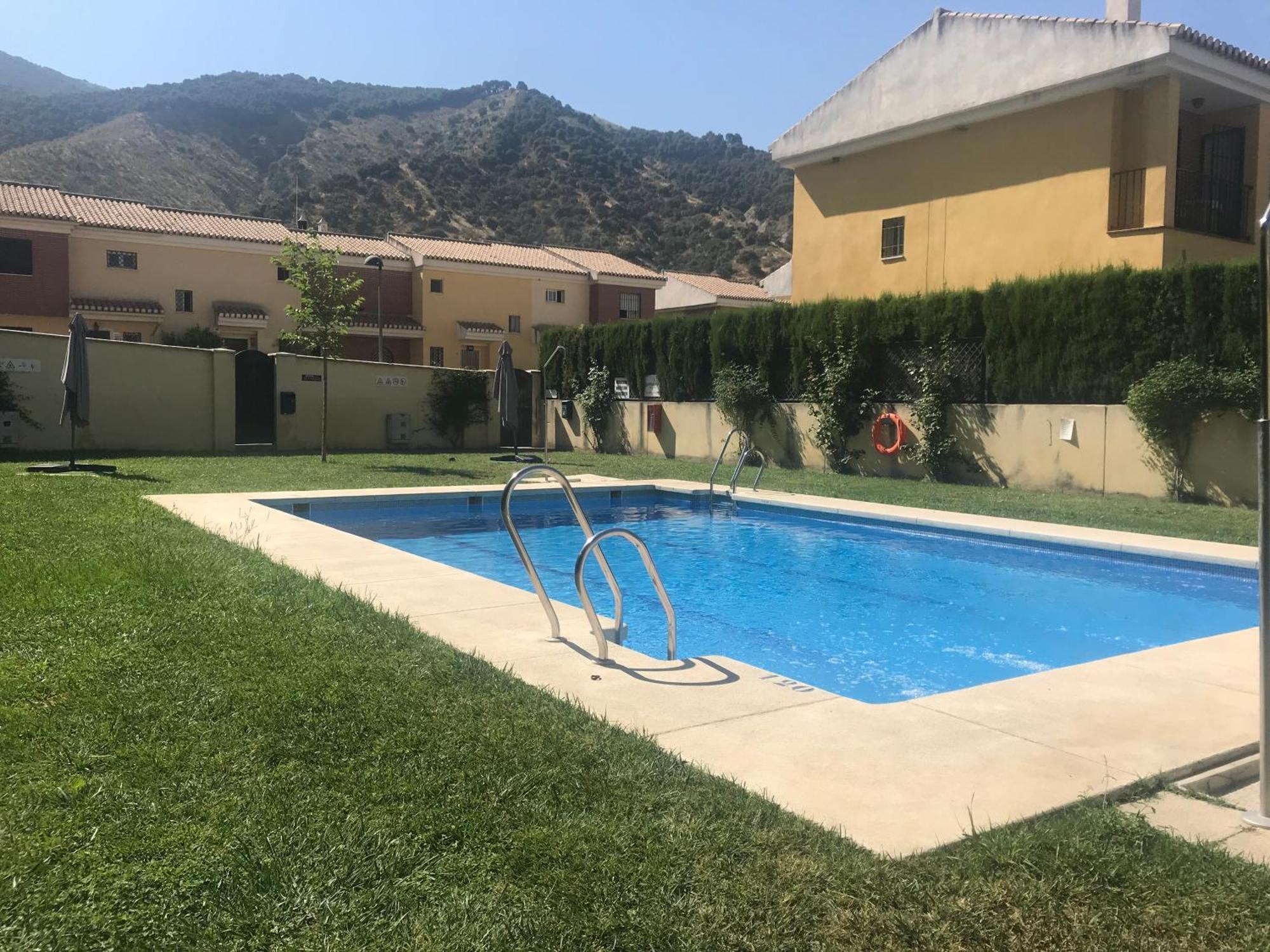 Apartamento Ruta Del Veleta 塞内斯·德拉维加 外观 照片